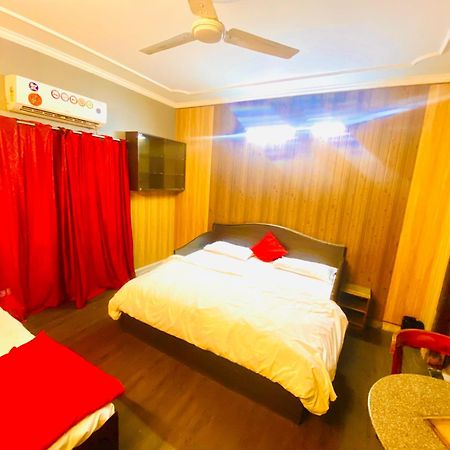 Hotel Osakataj Agra  Zewnętrze zdjęcie