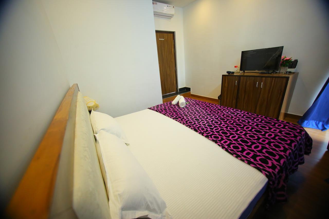 Hotel Osakataj Agra  Zewnętrze zdjęcie