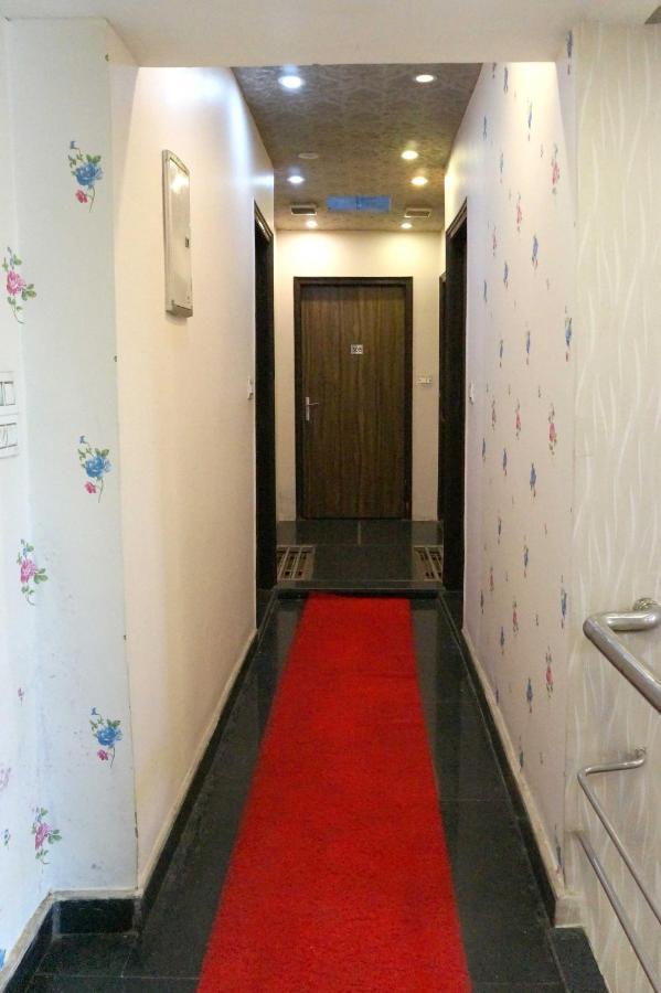 Hotel Osakataj Agra  Zewnętrze zdjęcie
